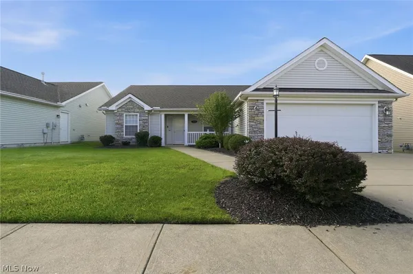 $325,000 | 320 Falling Leaf Drive, Seven Hills, OH 44131