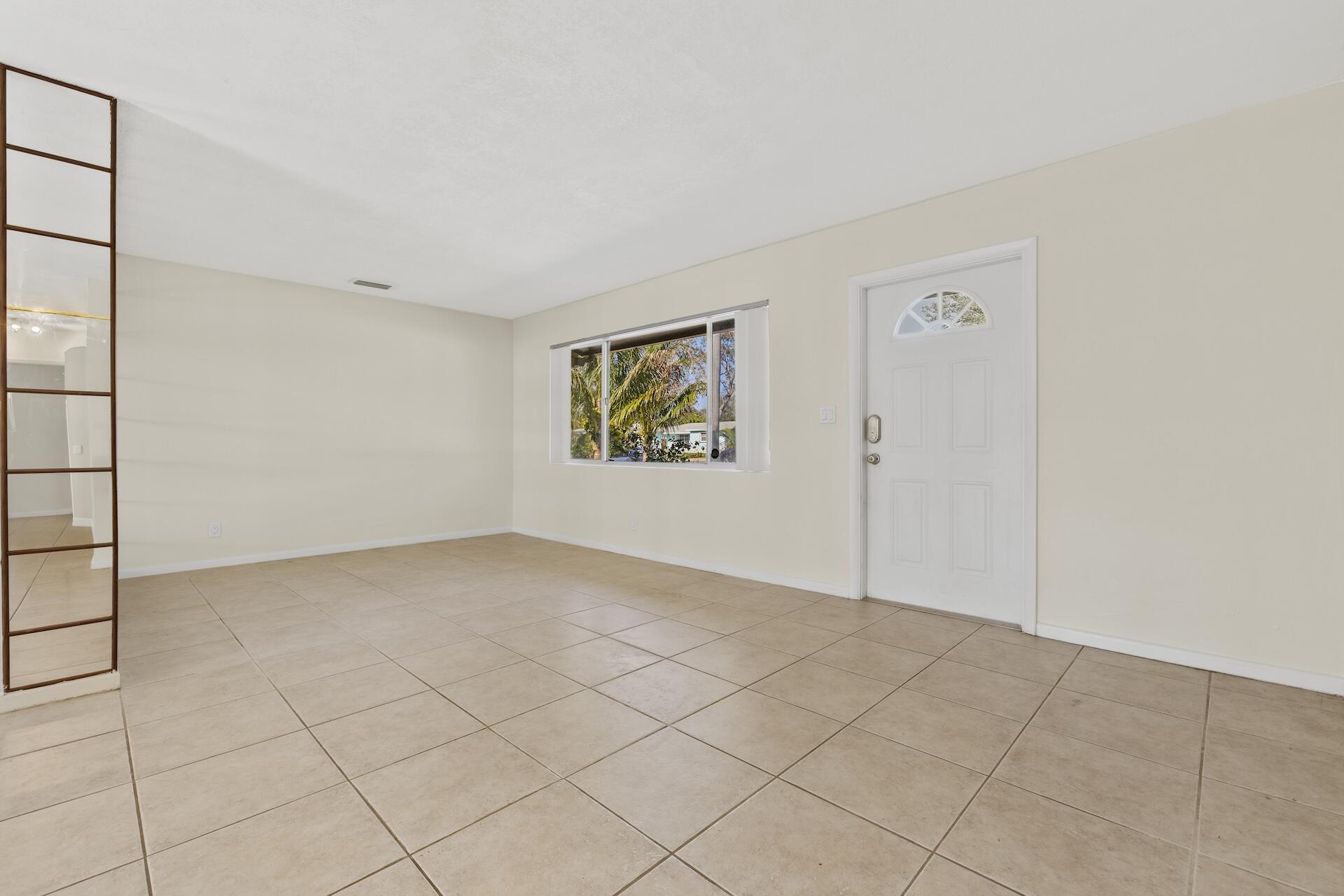 604 Flagler Boulevard Lake Park, FL 33403 - Photo 7 of 22 0H8A6971
