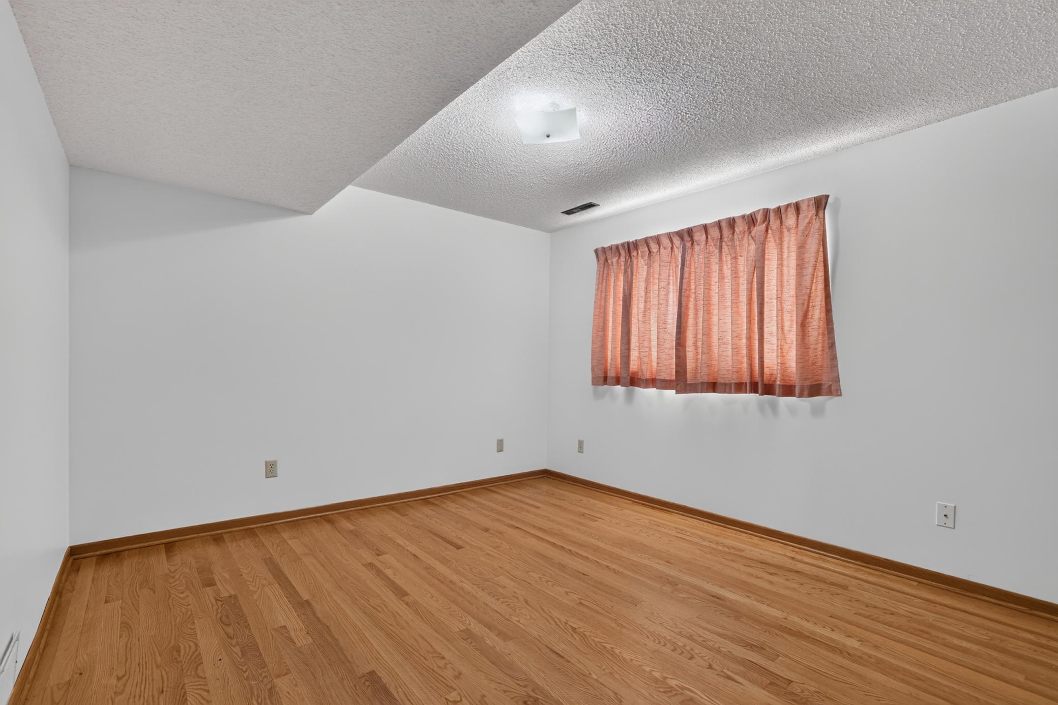 4911 22nd Avenue Northwest Rochester, MN 55901 - Photo 35 of 43