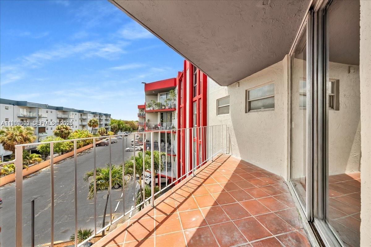 1750 West 46th Street, Unit 433 Hialeah, FL 33012 - Photo 22 of 27 a view of balcony