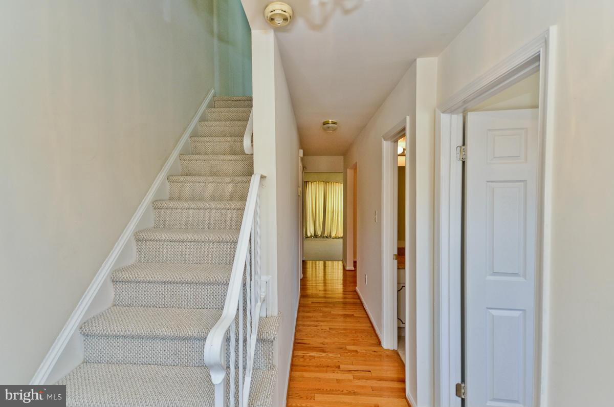 9500 Unity Lane Lorton, VA 22079 - Photo 3 of 30 Interior (General)