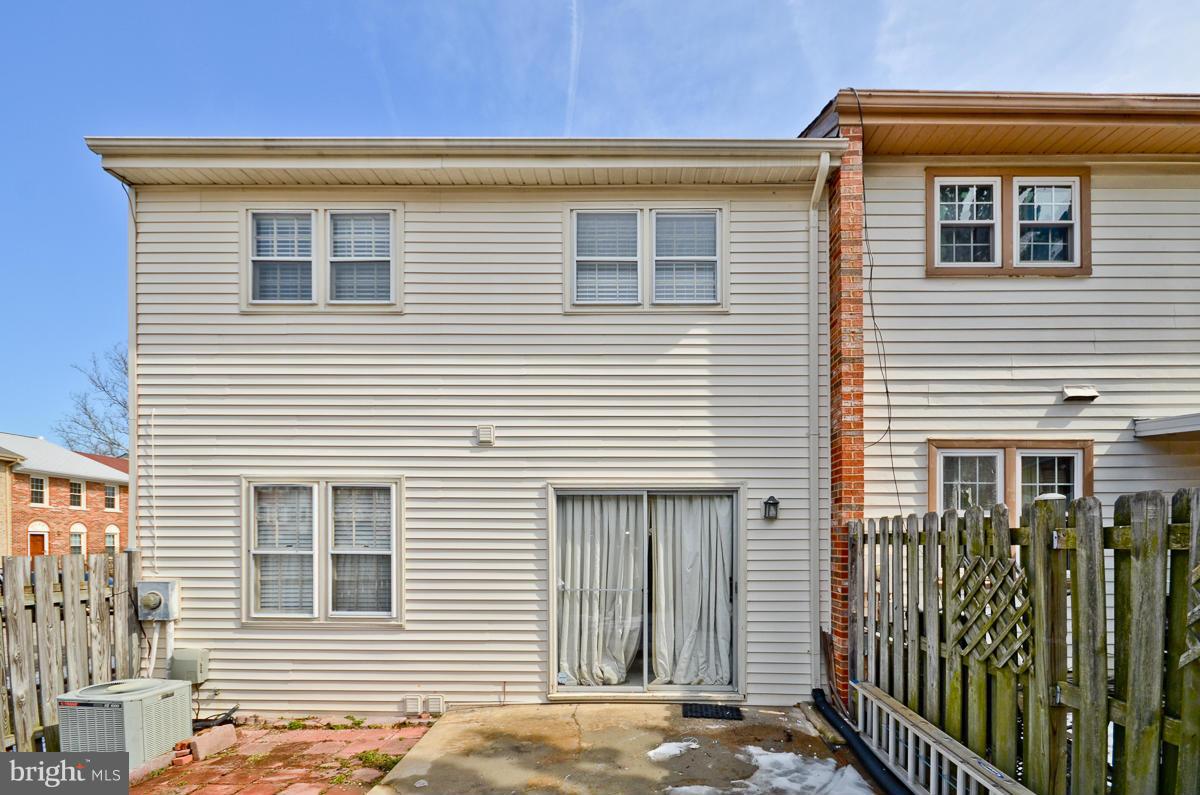 9500 Unity Lane Lorton, VA 22079 - Photo 27 of 30 Exterior (Rear)