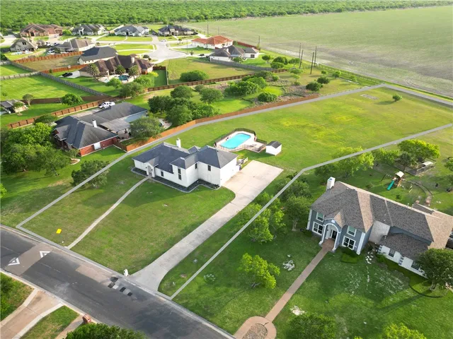 $650,000 | 6041 King Trail, Corpus Christi, TX 78414