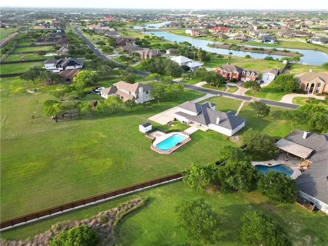 $650,000 | 6041 King Trail, Corpus Christi, TX 78414