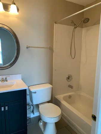 $2,300 | 2454 Frost Drive, Unit 2454, Aurora, IL 60503