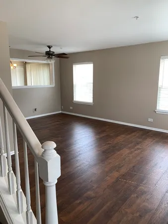 $2,300 | 2454 Frost Drive, Unit 2454, Aurora, IL 60503