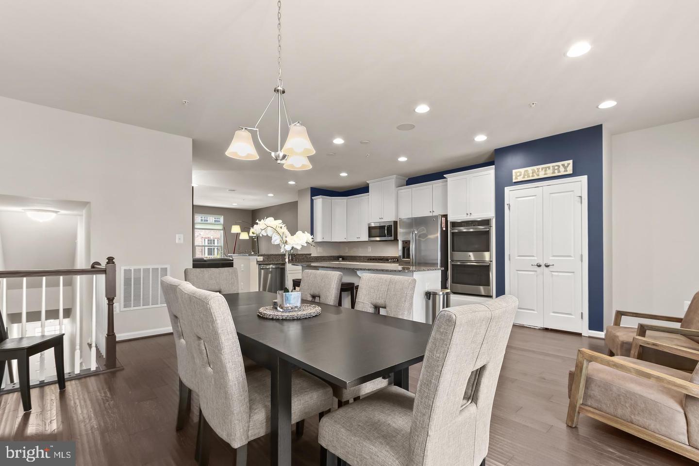 14311 Ridge View Lane Laurel, MD 20707 - Photo 8 of 30 Gallery Image 8