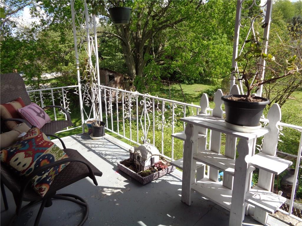 5595 Aiken Road McKees Rocks, PA 15136 - Photo 3 of 14