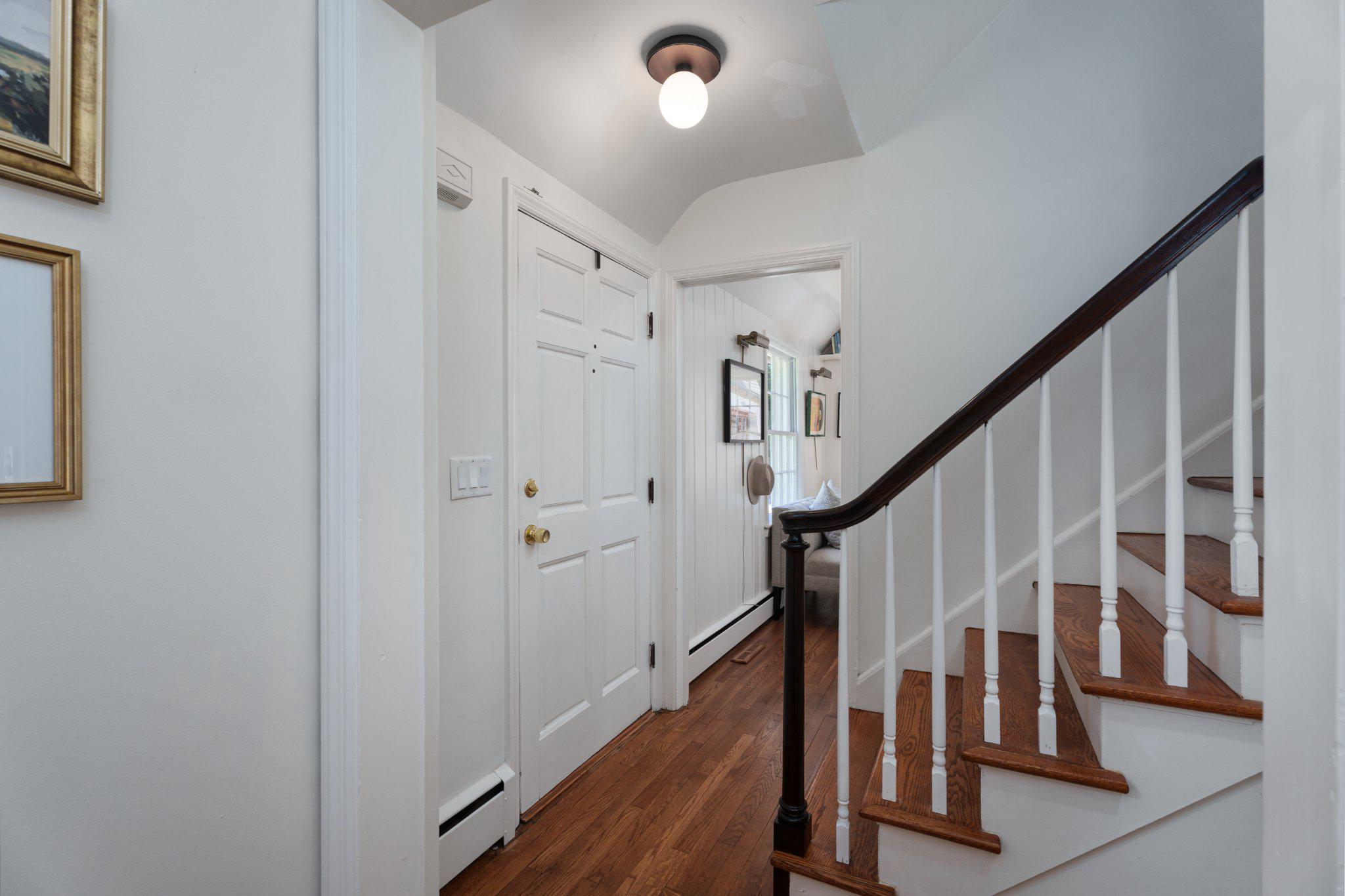 528 Mercer Road Princeton, NJ 08540 - Photo 3 of 43 Foyer