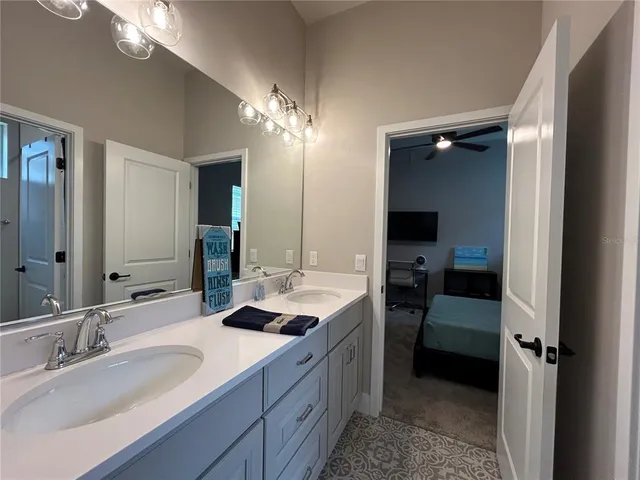 $4,350 | 579 Southwest 122nd Terrace, Newberry, FL 32669