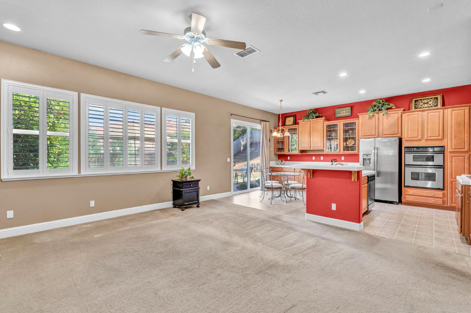 2202 Acorn Ridge Court Folsom, CA 95630 - Photo 11 of 36 Gallery Image 11