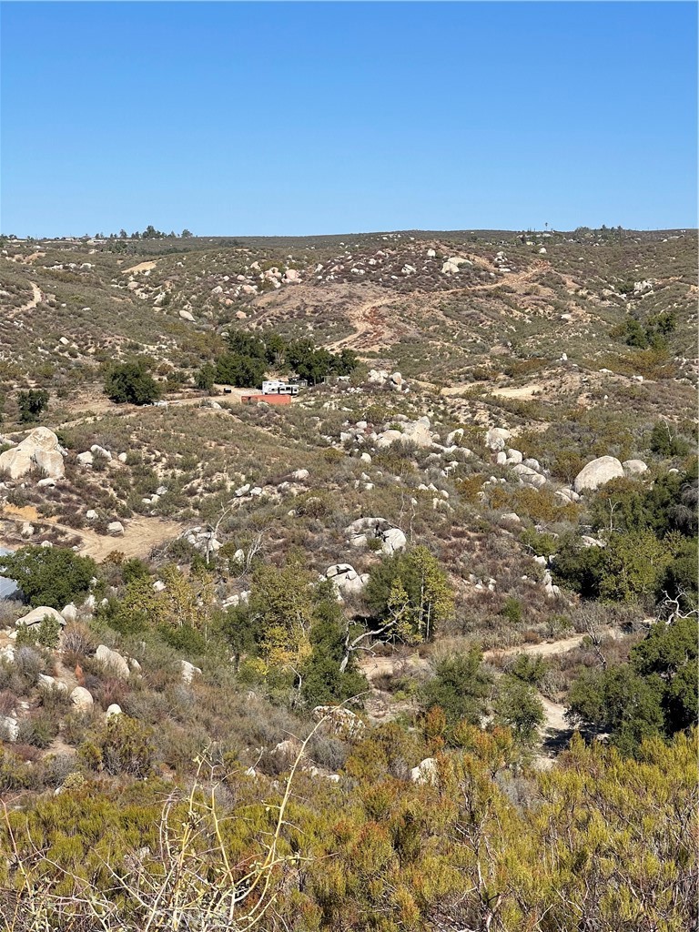 1718 Milpas Road Hemet, CA 92544 - Photo 15 of 18 View from building pad.