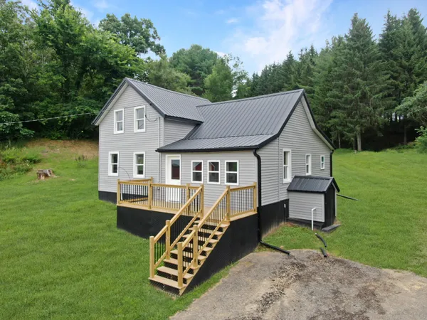 $259,900 | 29998 Co Hwy II, Westford, WI 53924