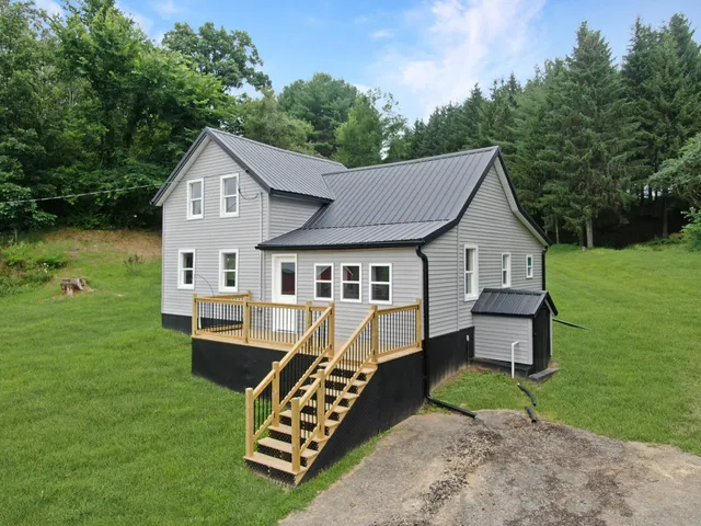 $259,900 | 29998 Co Hwy II, Westford, WI 53924
