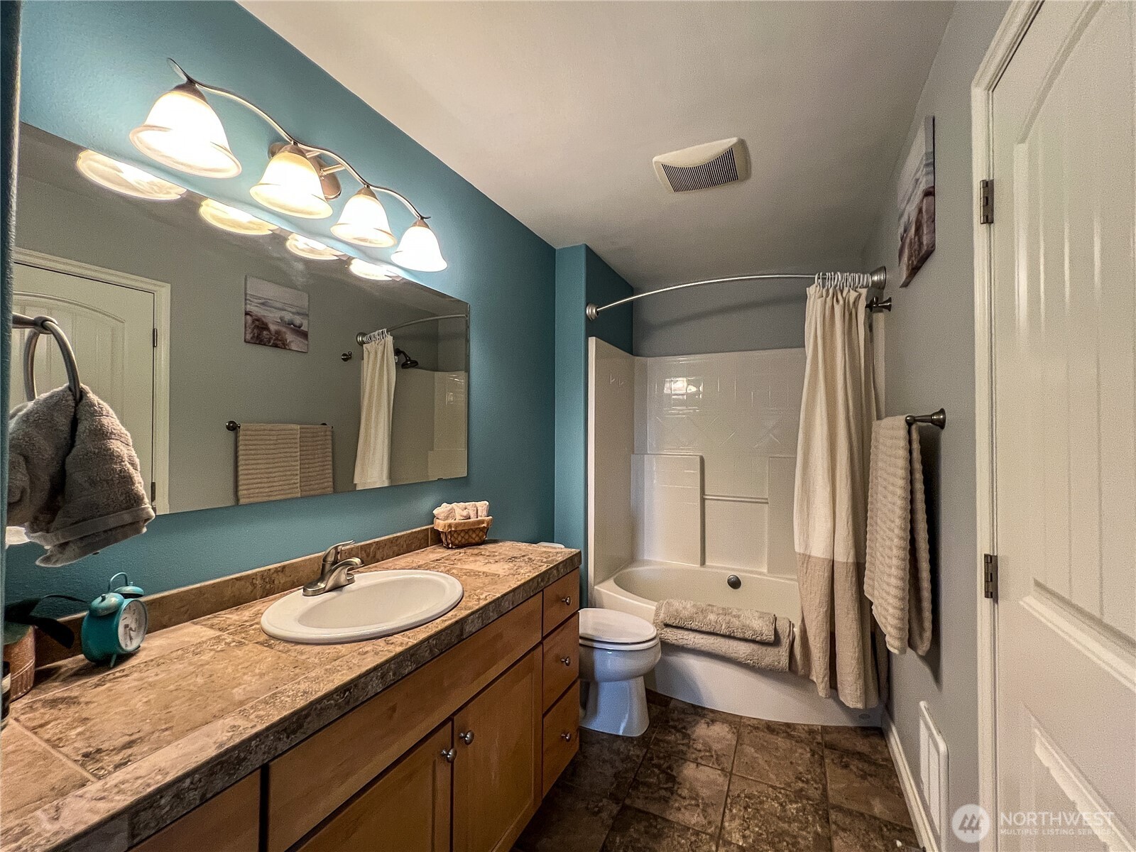 4823 Alderson Road, Unit 207 Blaine, WA 98230 - Photo 17 of 27