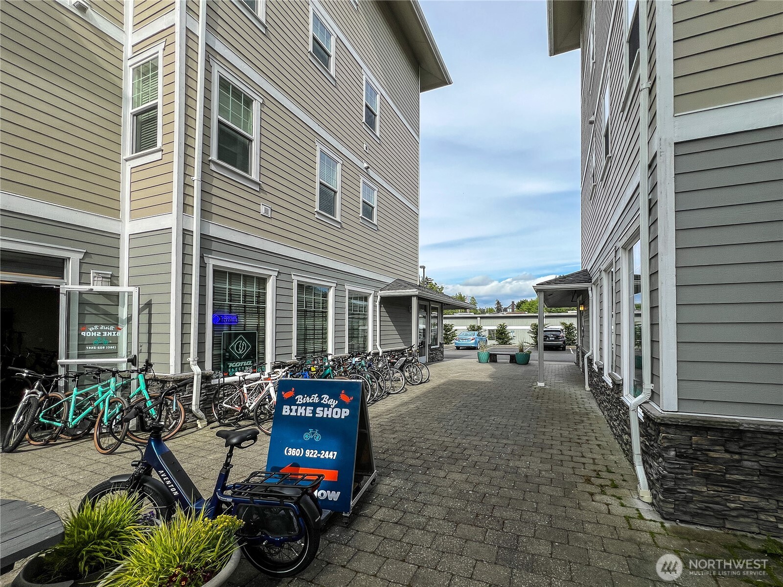 4823 Alderson Road, Unit 207 Blaine, WA 98230 - Photo 3 of 27