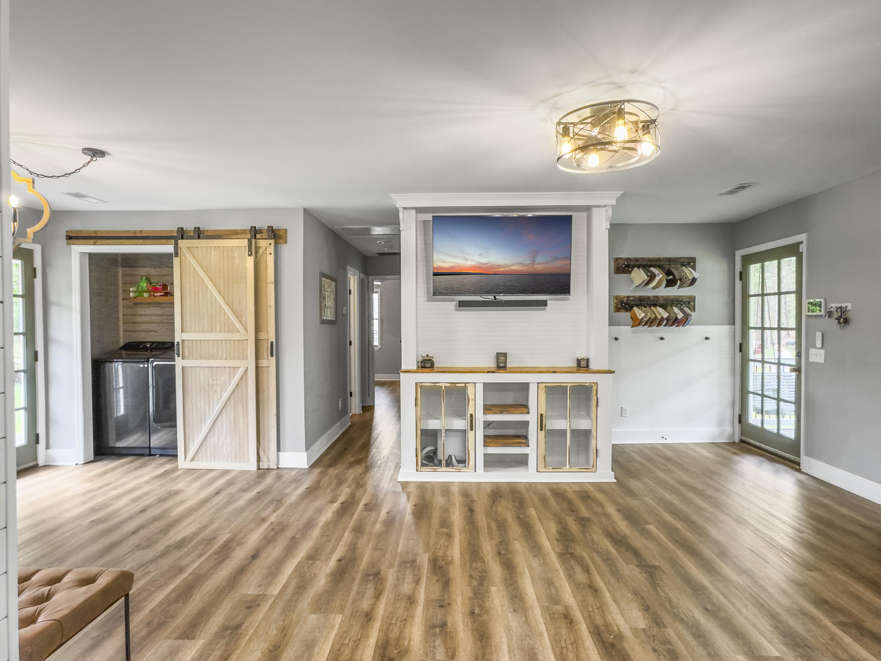 416 Jelly Rolls Road Moncks Corner, SC 29461 - Photo 18 of 31 Living