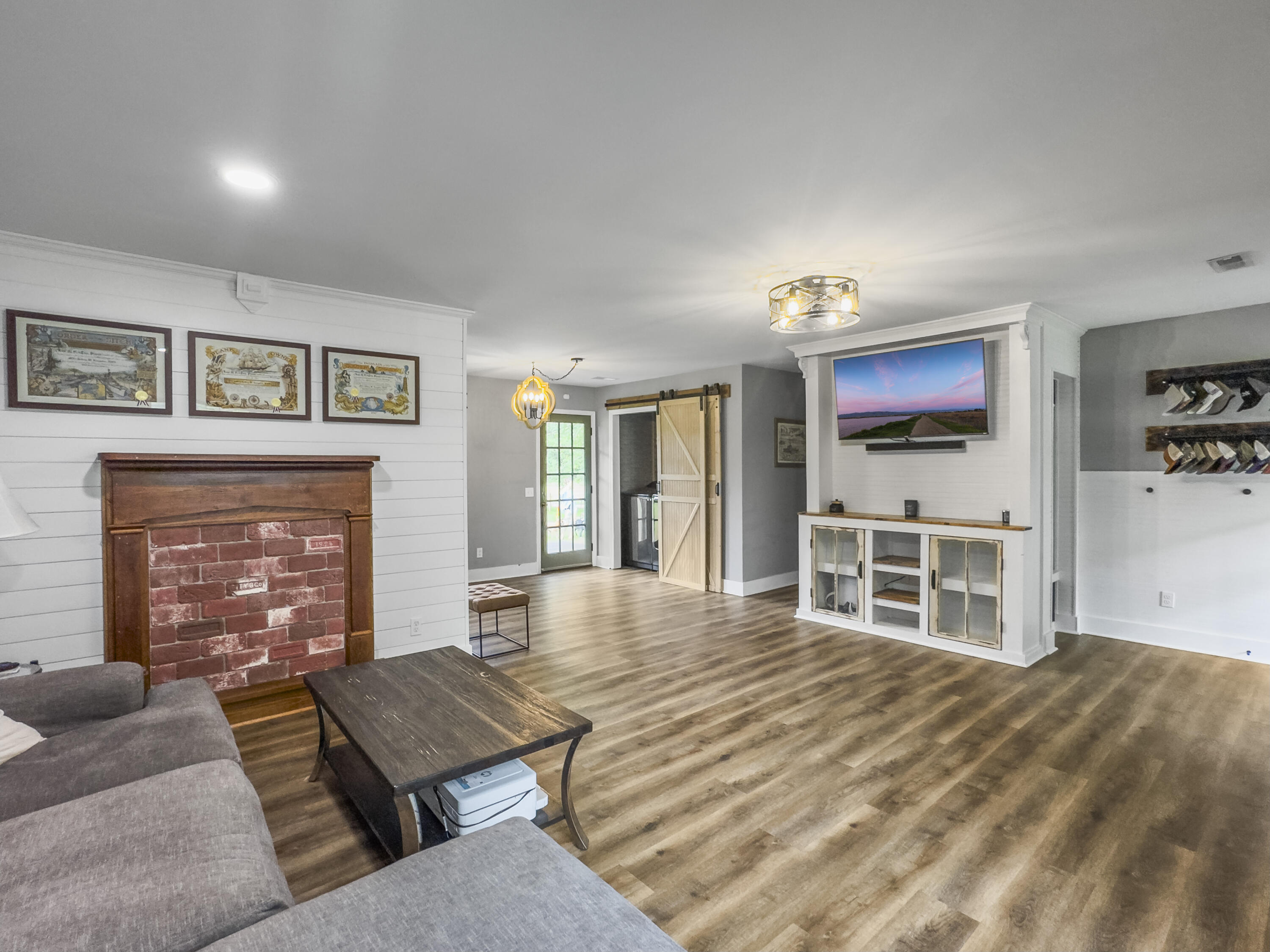 416 Jelly Rolls Road Moncks Corner, SC 29461 - Photo 21 of 31 Living