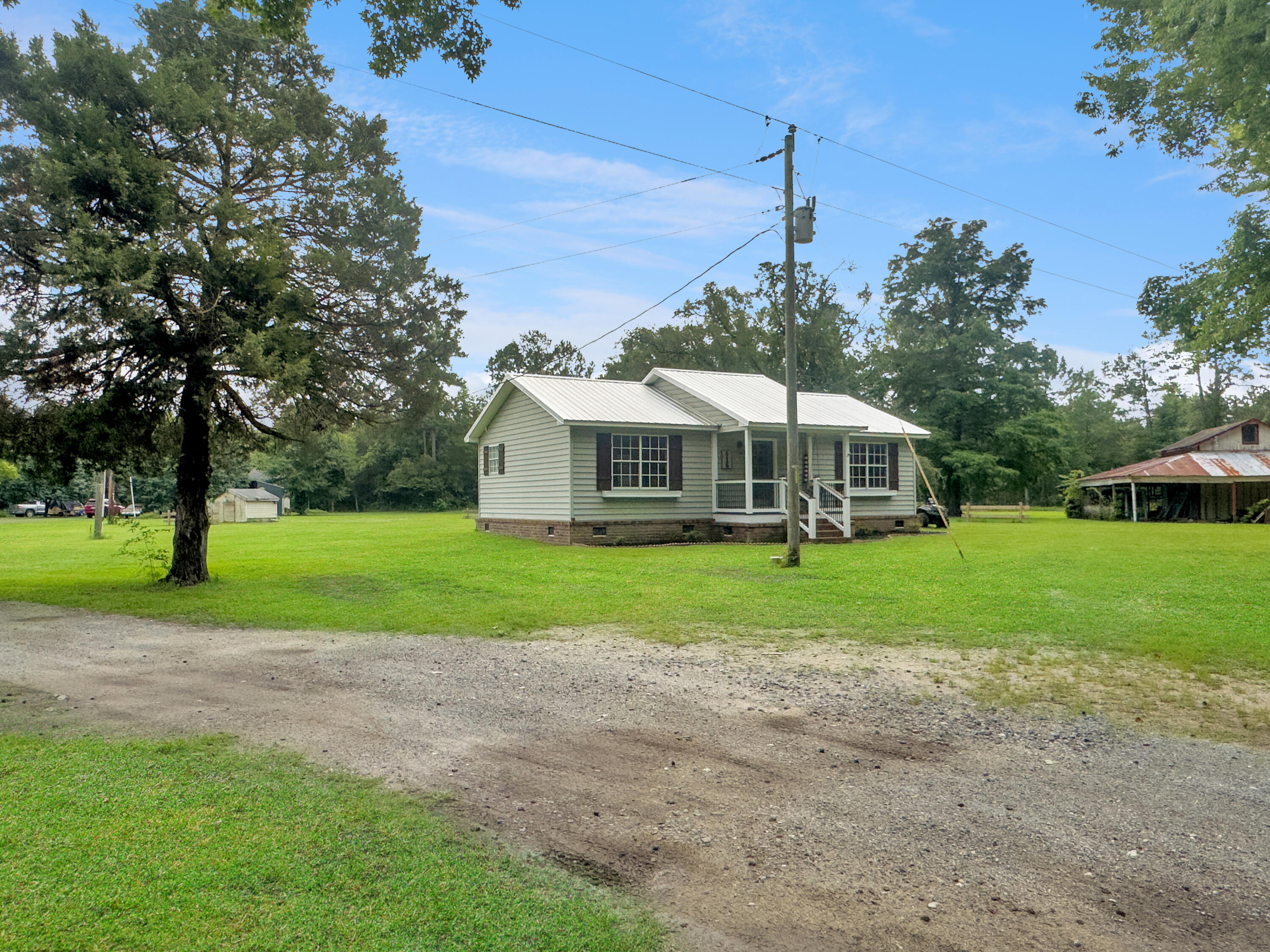 416 Jelly Rolls Road Moncks Corner, SC 29461 - Photo 7 of 31 Exterior