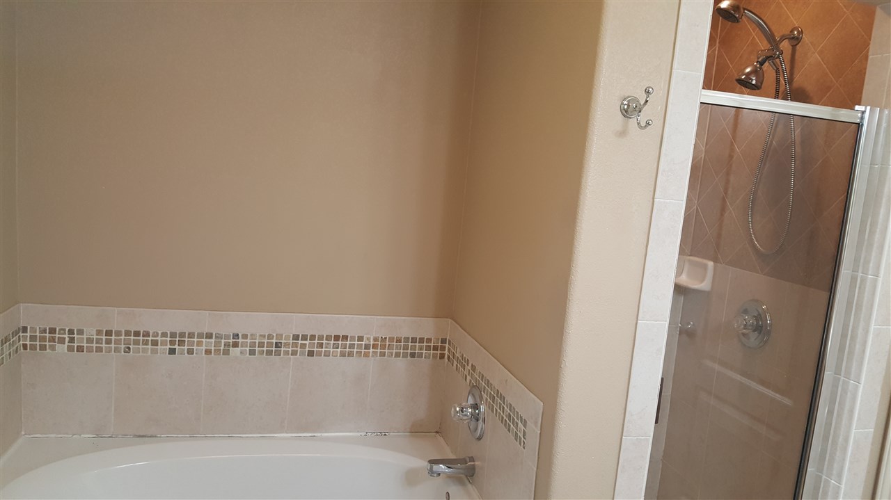 942 Witherspoon Loop Laredo, TX 78046 - Photo 9 of 10 Gallery Image 9