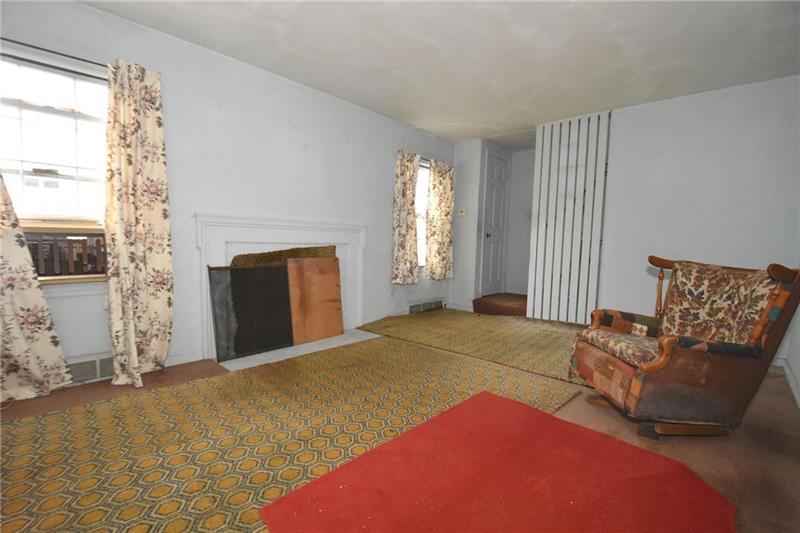 502 Patterson Road Bethel Park, PA 15102 - Photo 3 of 17 Gallery Image 3