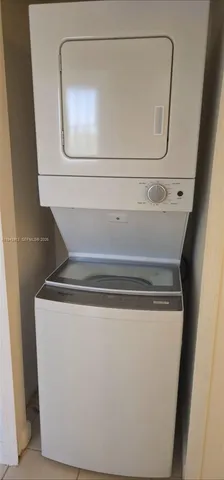 $1,900 | 2551 Southeast 16th Terrace, Unit 202, Homestead, FL 33035