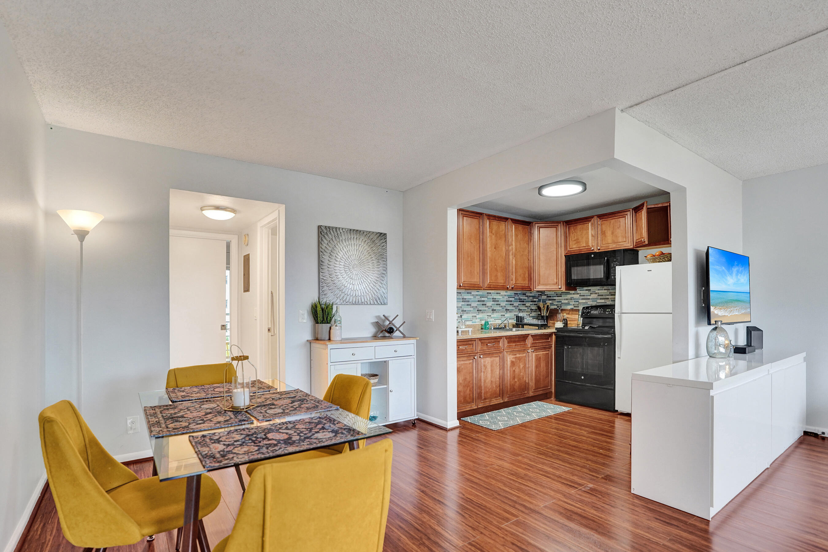566 Fanshaw North Boca Raton, FL 33434 - Photo 10 of 27 Eating Area