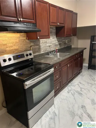 $2,000 | 823 West Washington Street, Allentown, PA 18102