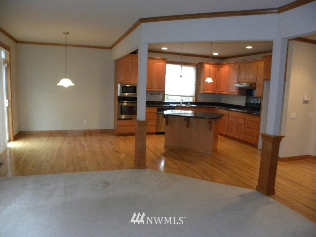 101 167th Place Southeast Bothell, WA 98012 - Photo 8 of 25