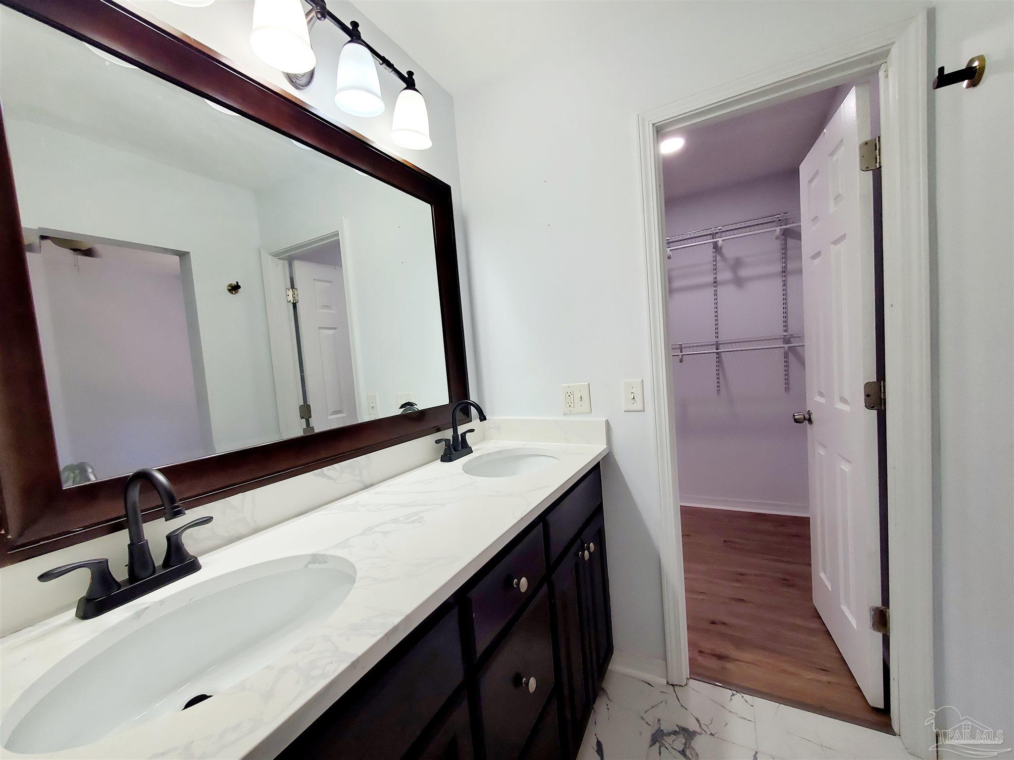 454 Elsie Davis Road Century, FL 32535 - Photo 9 of 29 Gallery Image 9