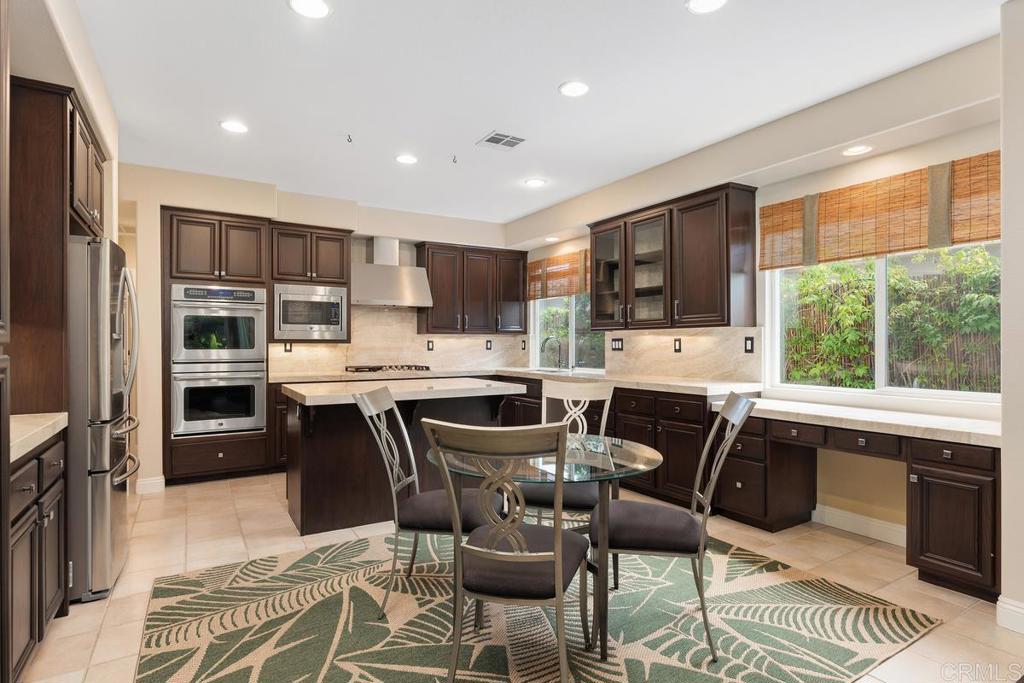 3569 Gorge Place Carlsbad, CA 92010 - Photo 14 of 47