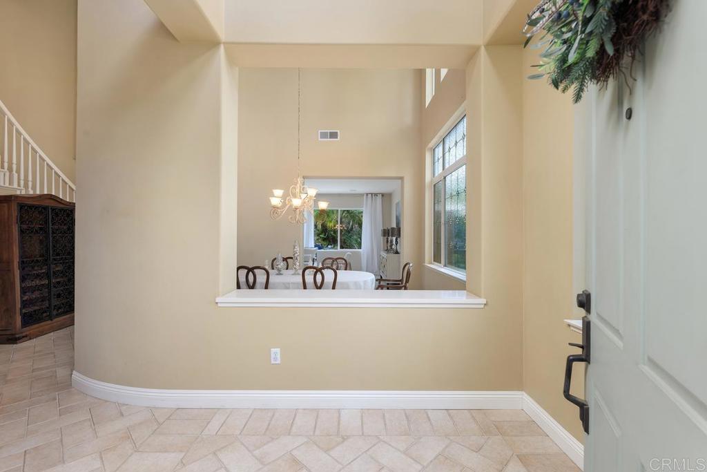 3569 Gorge Place Carlsbad, CA 92010 - Photo 7 of 47