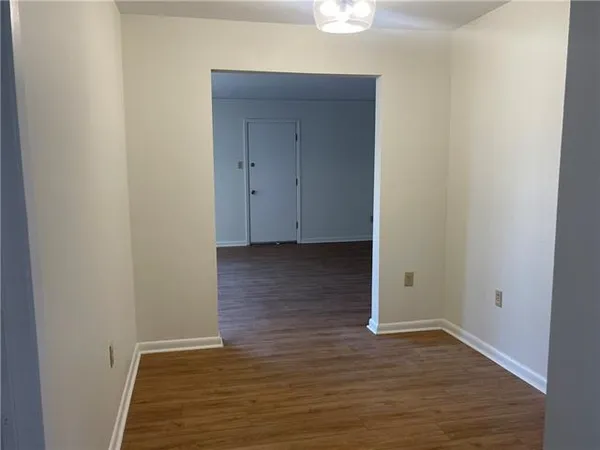 $2,000 | 554 Stratford Drive, Harahan, LA 70123