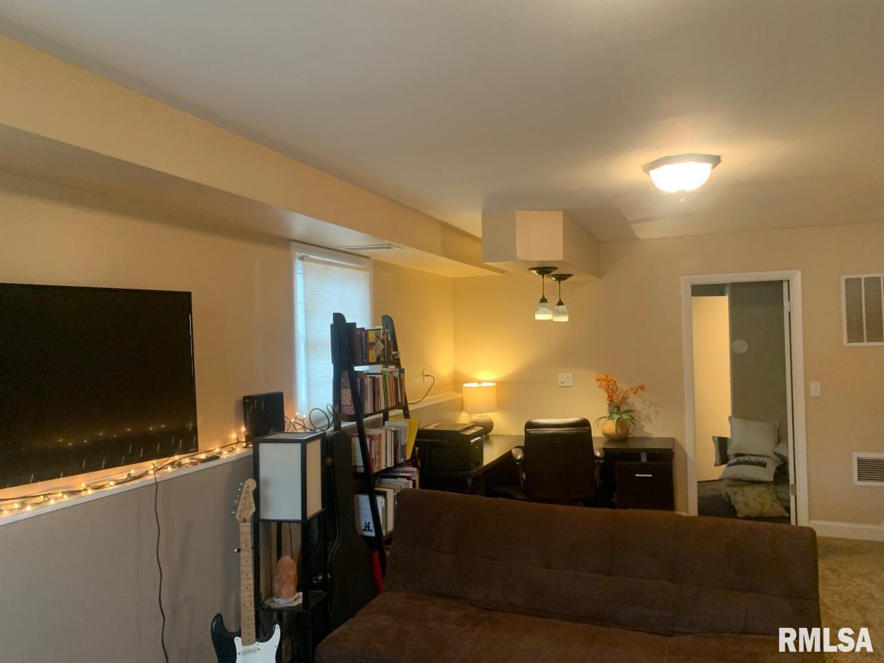 2320 Makemie Avenue Springfield, IL 62704 - Photo 22 of 24