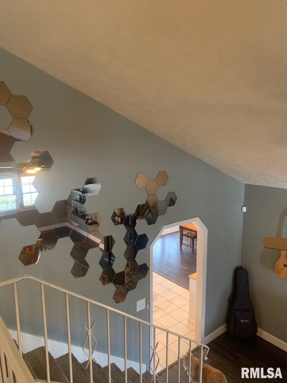 2320 Makemie Avenue Springfield, IL 62704 - Photo 8 of 24