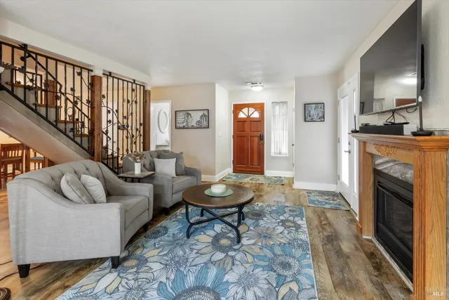 $548,000 | 207 Dogwood Court, Vacaville, CA 95687