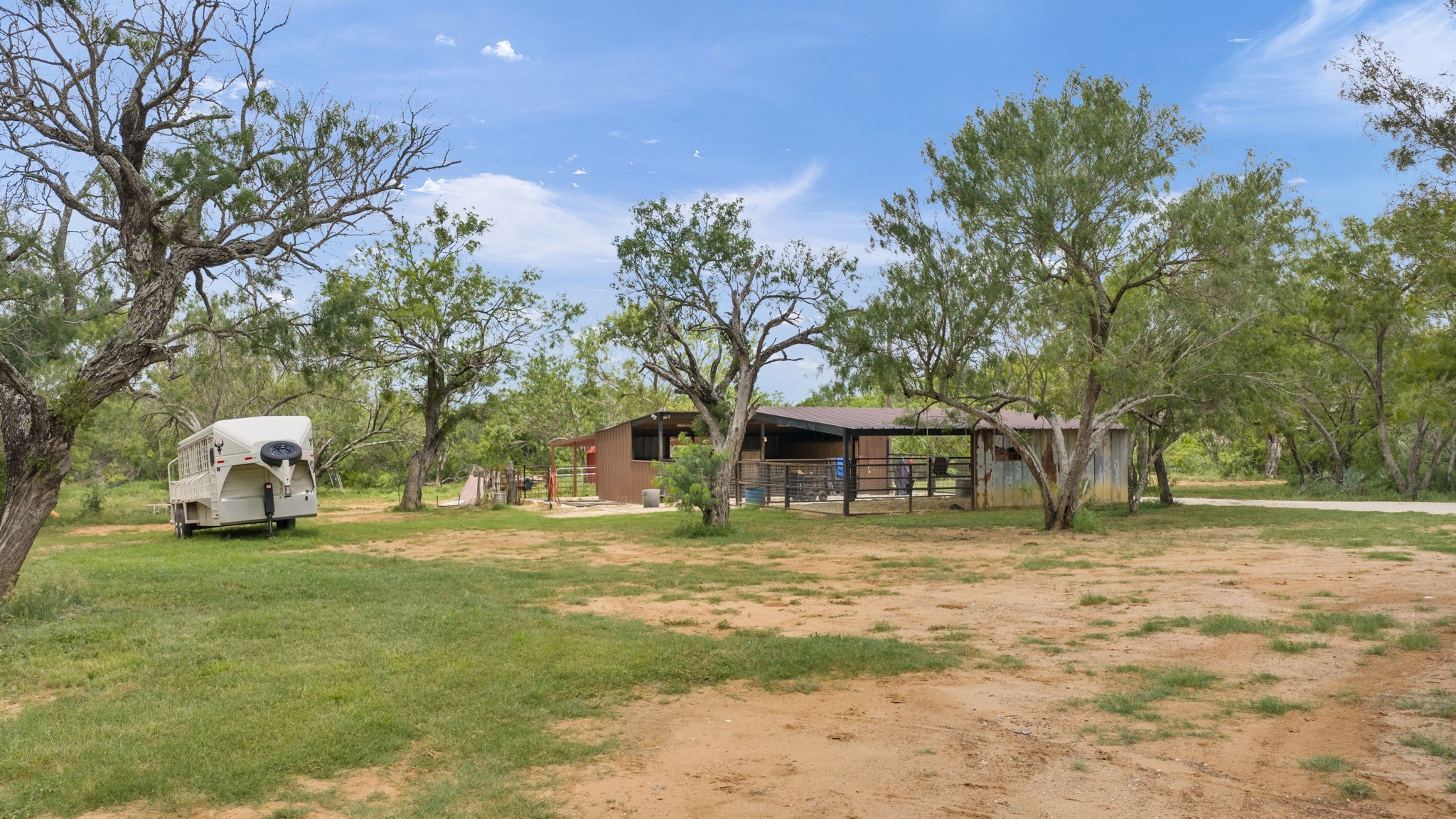11970 Sulphur Springs Road Adkins, TX 78101 - Photo 4 of 50 View of 3-stall stable with option to expand to 3 more. total of 6