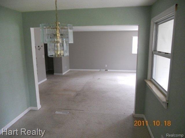 103 Burley Road Columbiaville, MI 48421 - Photo 9 of 16 118.jpg