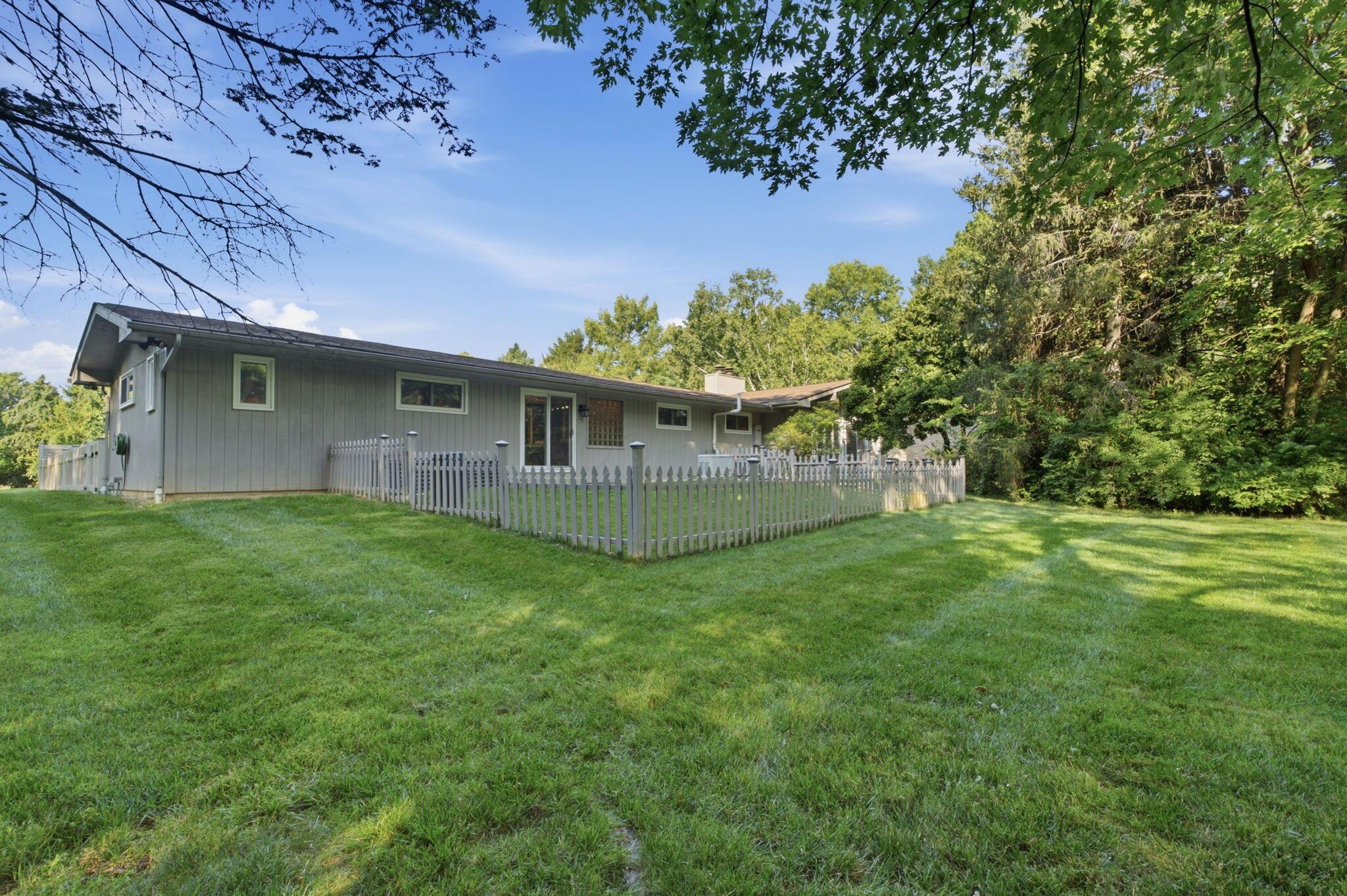 7232 Lee Road Westerville, OH 43081 - Photo 112 of 122 Fenced-In Area off Owner's Suite