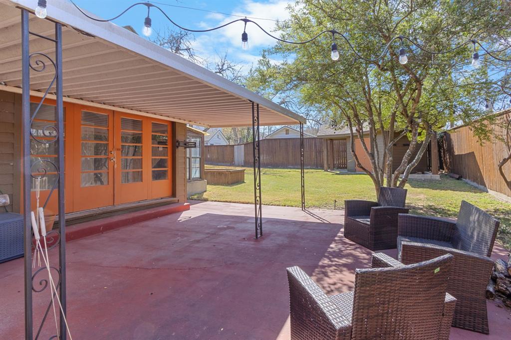 2815 Cumberland Avenue Waco, TX 76708 - Photo 35 of 40 a house view with a backyard space