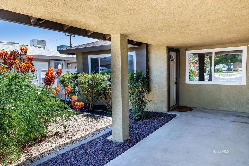 939 West Upjohn Avenue Ridgecrest, CA 93555 - Photo 8 of 37 Gallery Image 8