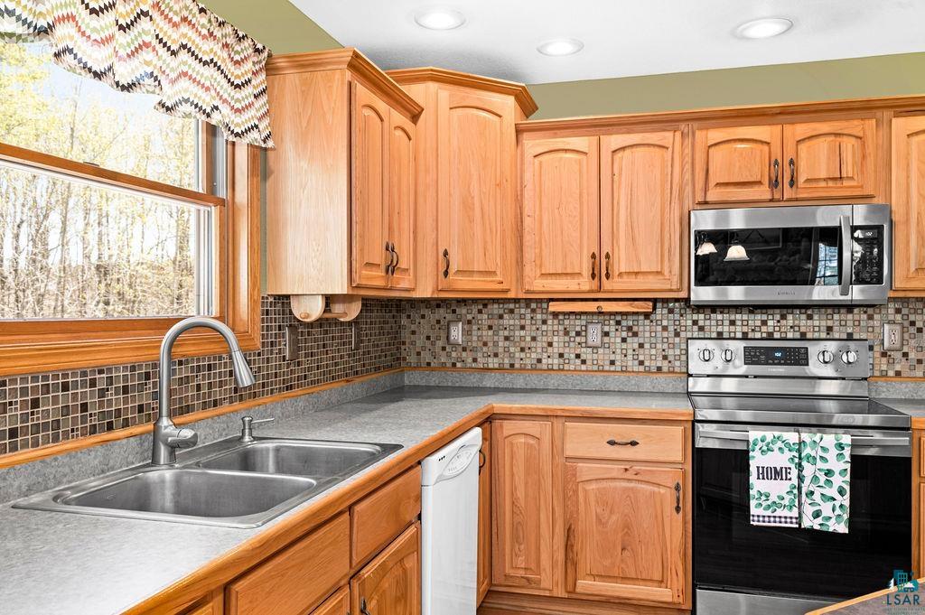 155 Stenman Road Esko, MN 55733 - Photo 11 of 44 Gallery Image 11