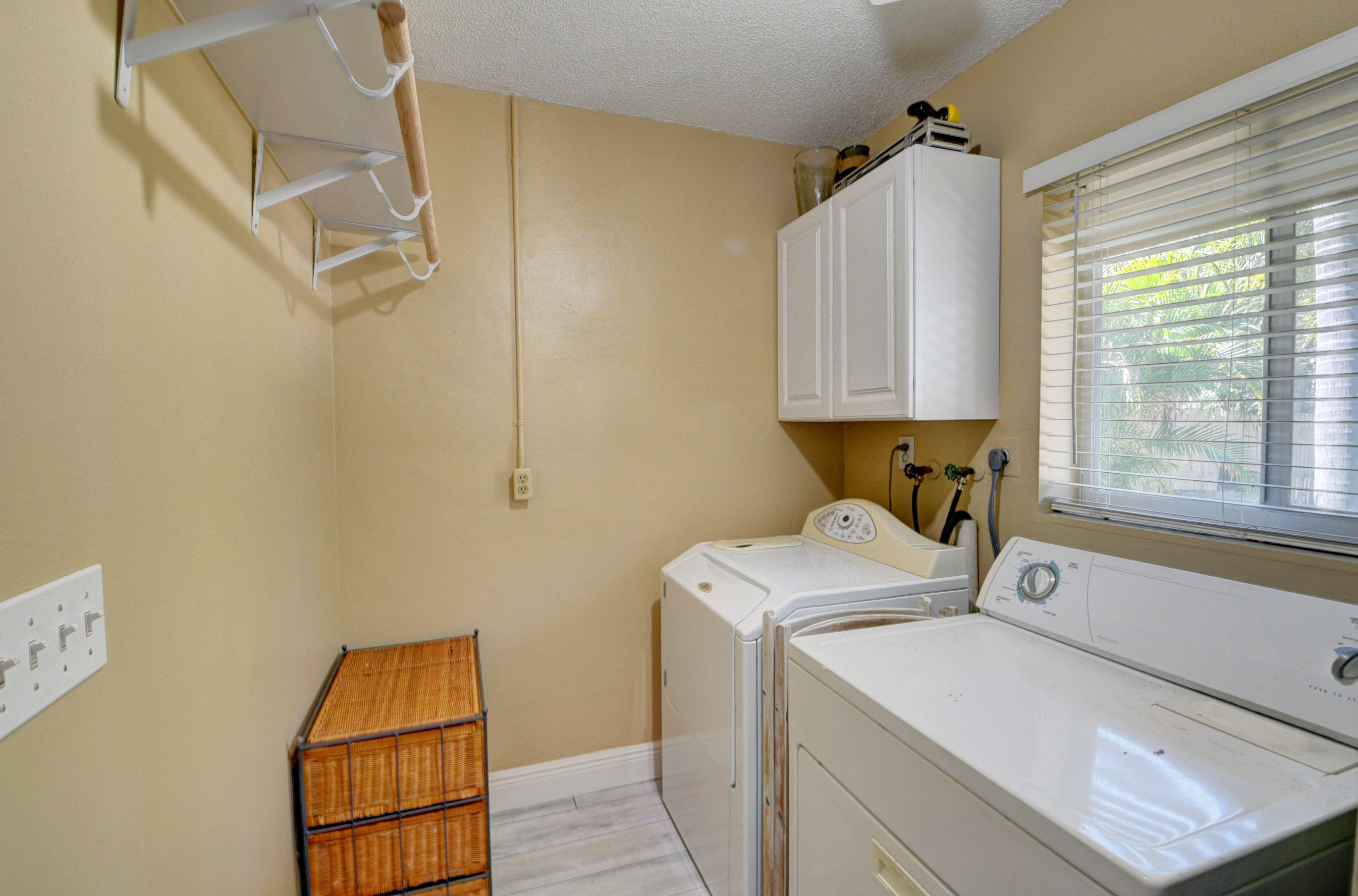 2802 Dunlin Road Delray Beach, FL 33444 - Photo 31 of 37 45_dsc_5062_3_4_5_6