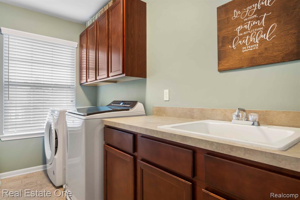 3627 Connors Drive Rochester Hills, MI 48307 - Photo 23 of 29