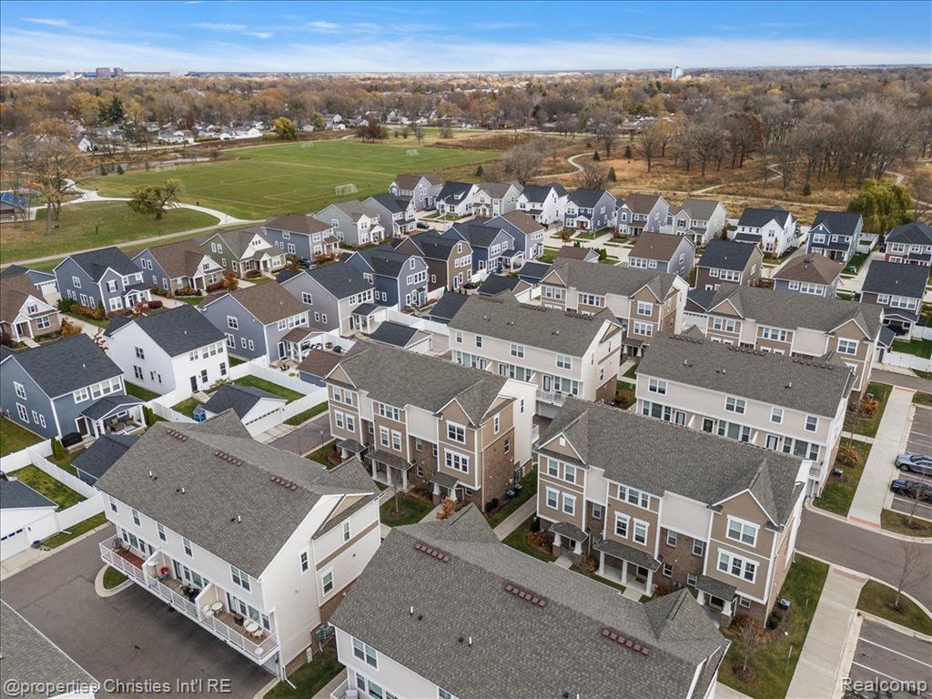 2500 Normandy Road, Unit 50 Royal Oak, MI 48073 - Photo 36 of 39
