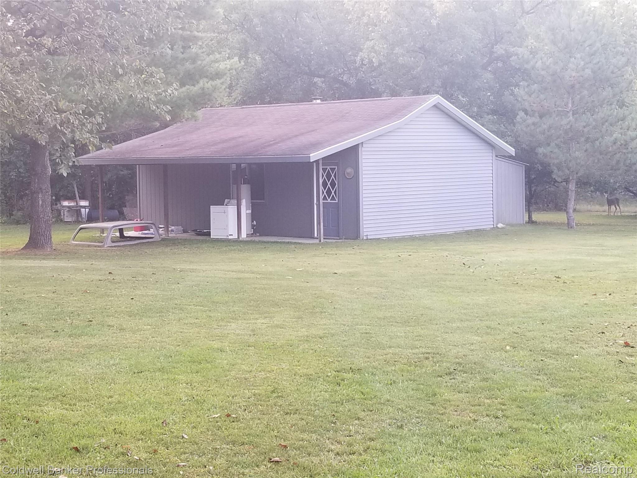 3199 Merwin Road Lapeer, MI 48446 - Photo 15 of 32 20190920_083842.jpg