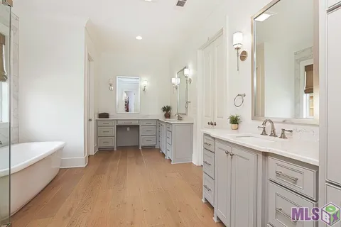 $825,000 | 11370 River Reid Crossing, Geismar, LA 70734