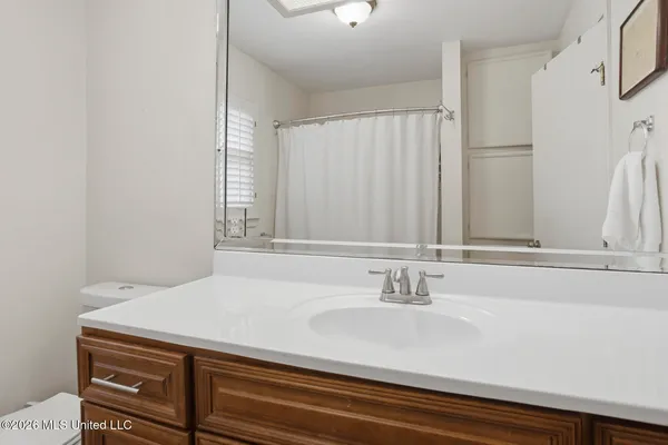 $325,000 | 125 Poinciana Drive, Jackson, MS 39211