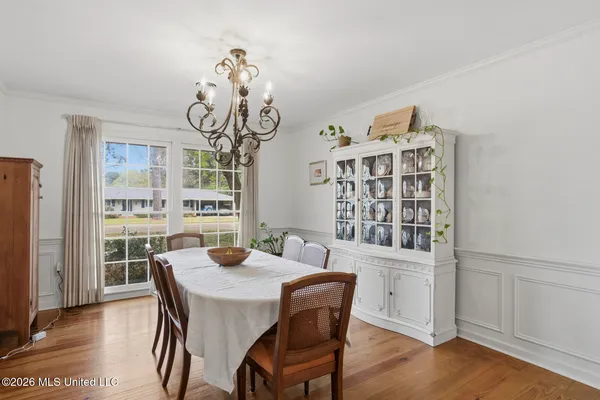 $325,000 | 125 Poinciana Drive, Jackson, MS 39211