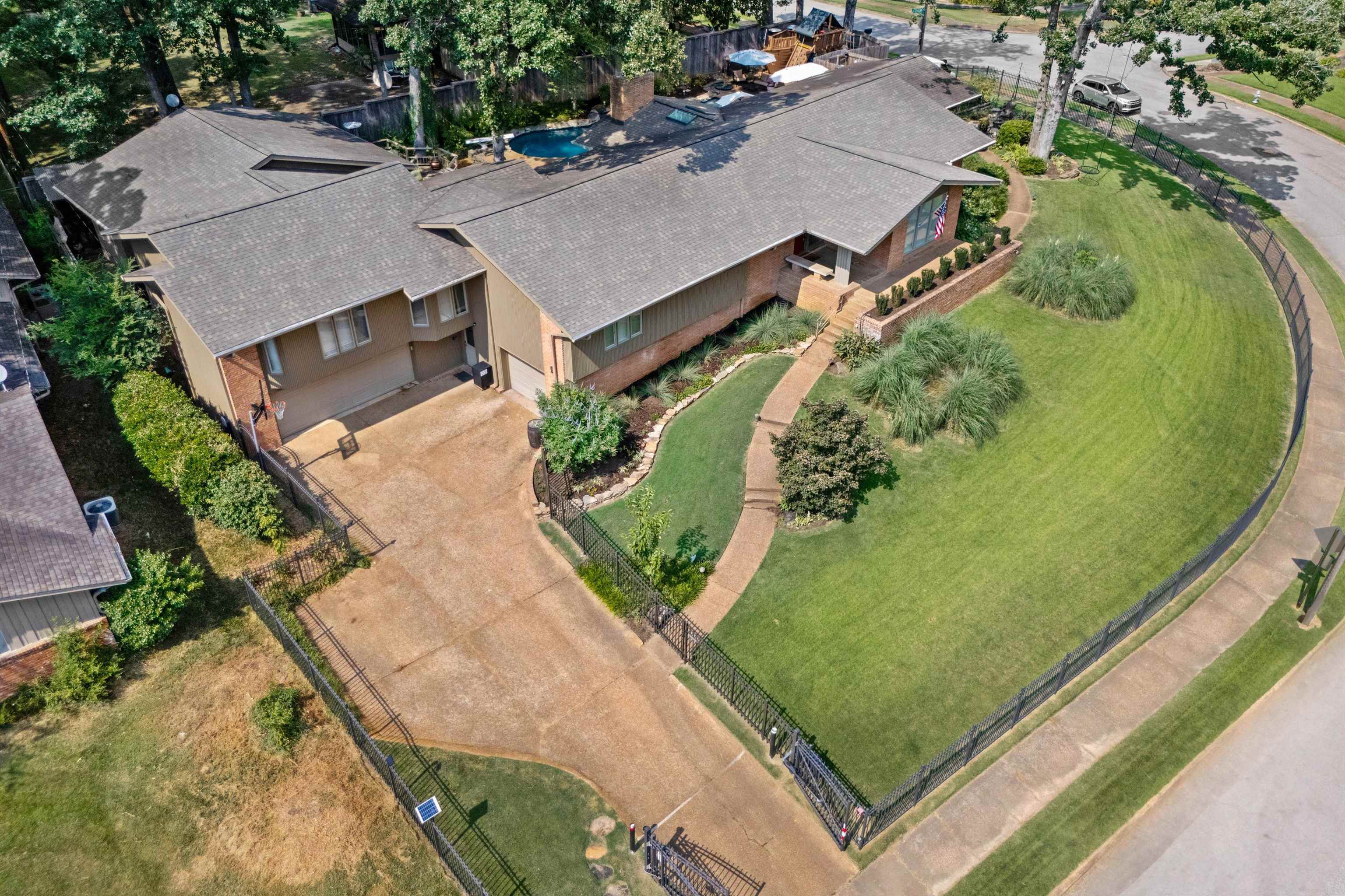 5690 North Angela Road Memphis, TN 38120 - Photo 38 of 40